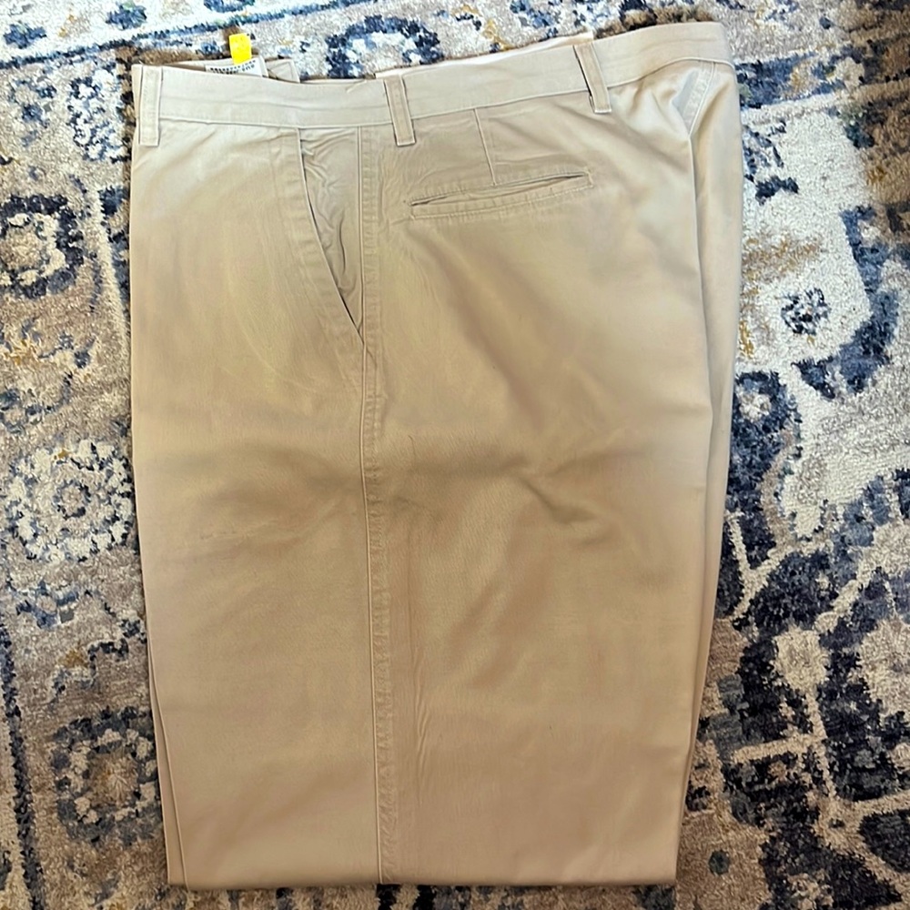 Men’s Austin Clothing Company dress pants